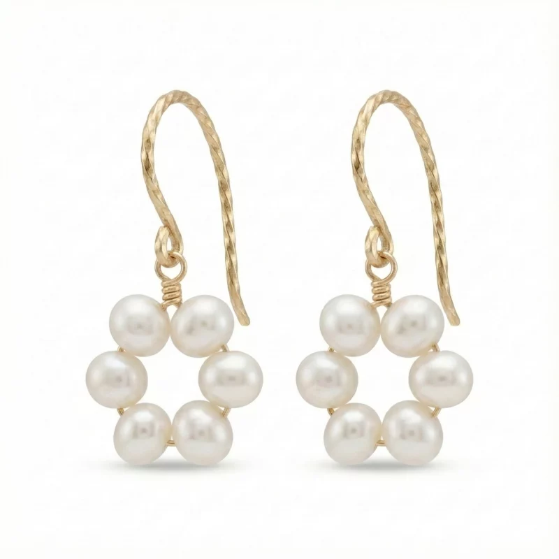 Pendientes de perlas florales con diseño encantador