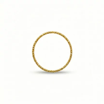 Anillo fino martillado dorado en oro laminado – Petich