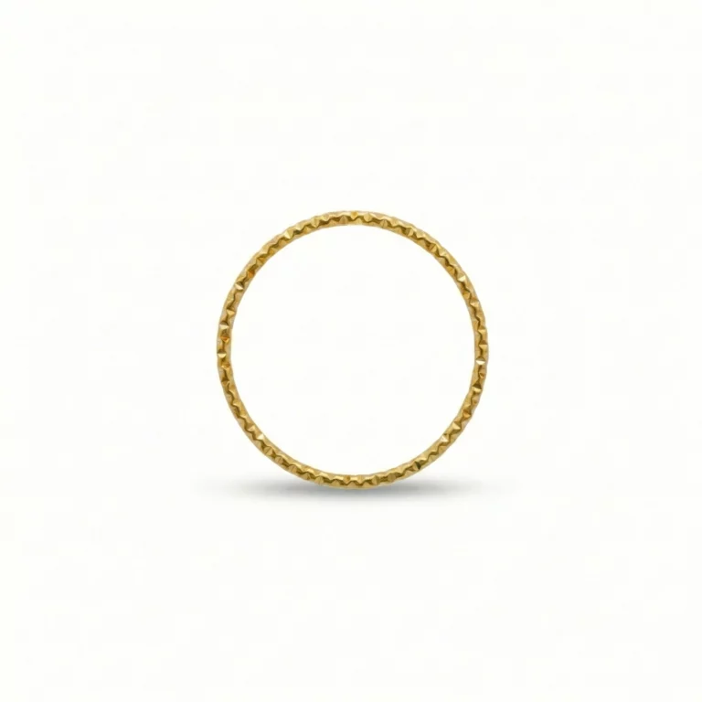 Anillo fino martillado dorado en oro laminado – Petich